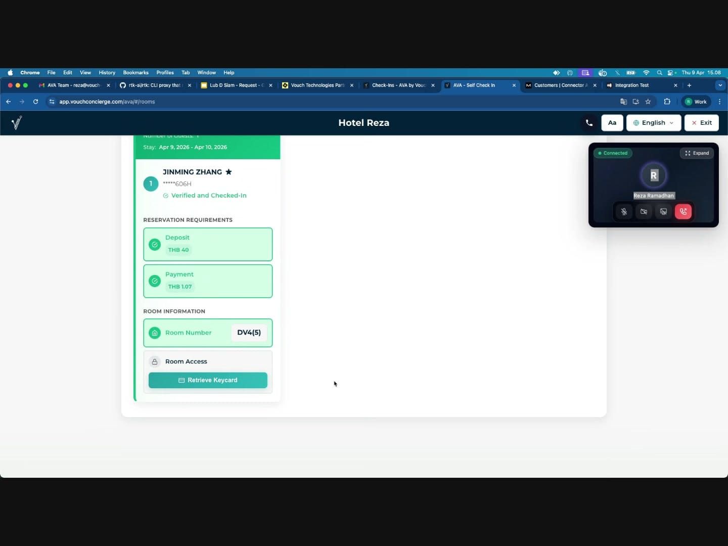 Check-in បញ្ចប់ -- ភ្ញៀវឃើញ room number, keycard retrieval, និងជម្រើស room access