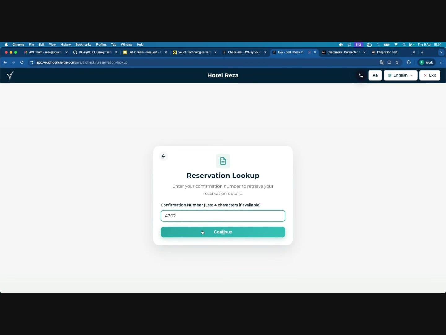 게스트가 Reservation Lookup 페이지에 confirmation number를 입력하는 화면